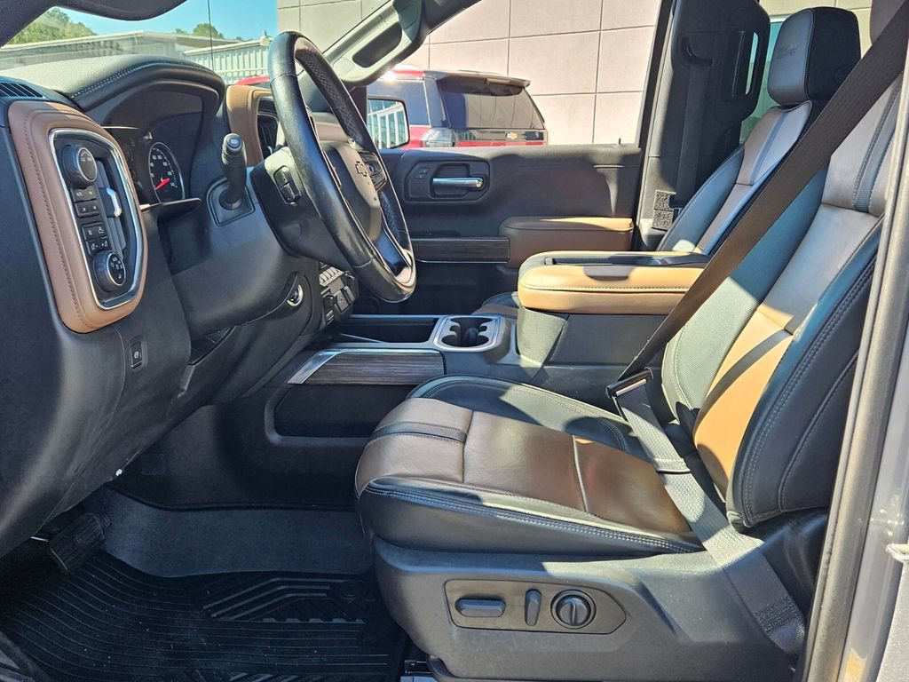 Certified 2021 Chevrolet Silverado 1500 High Country w/ Safety Package II image 3