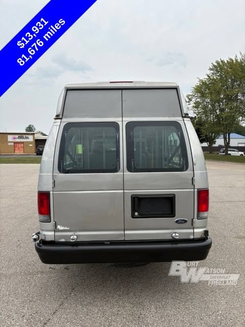 Used 2009 Ford E-350 and Econoline 350 XLT RWD image 4