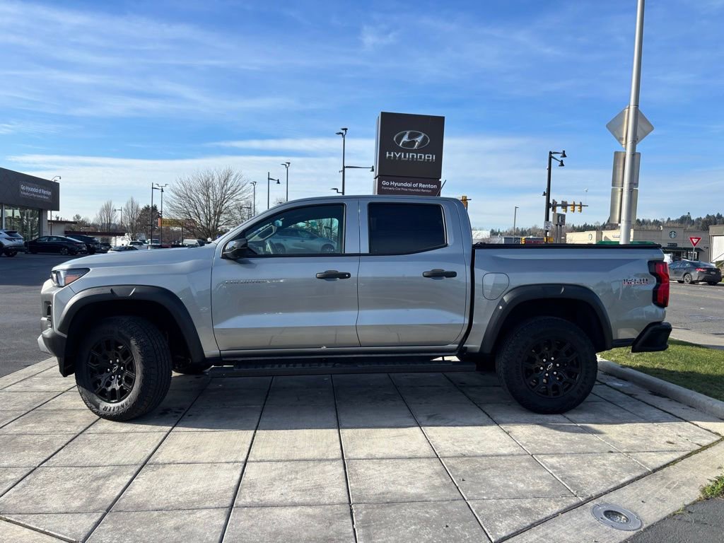 Used 2024 Chevrolet Colorado Trail Boss w/ Technology Package image 4