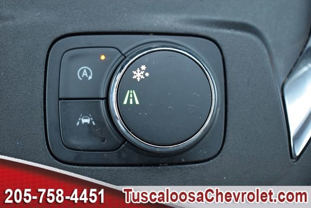 Used 2023 Chevrolet Traverse LT image 40