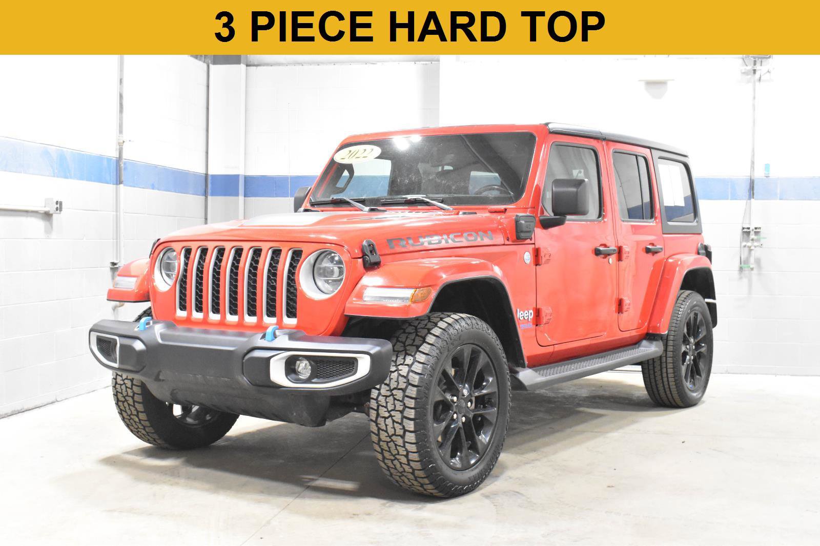 Used 2022 Jeep Wrangler Unlimited Sahara w/ Cold Weather Group image 4