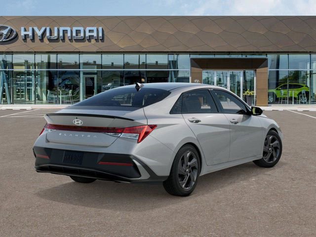 New 2026 Hyundai Elantra Sport image 4