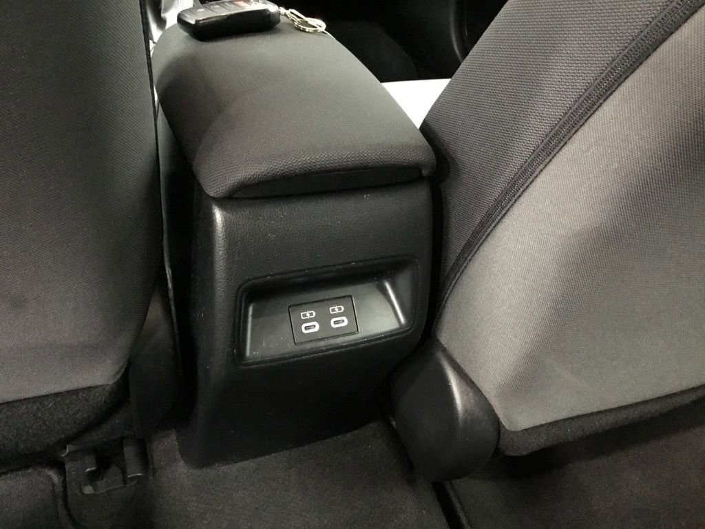 Used 2024 Toyota Corolla LE w/ LE Convenience Package image 25