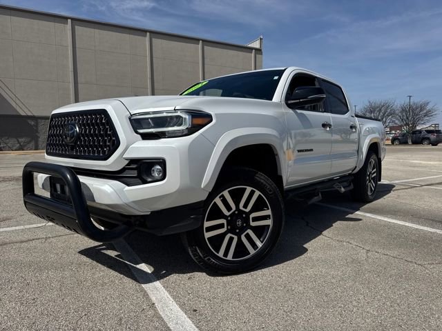 Used 2021 Toyota Tacoma Limited w/ Nightshade Package