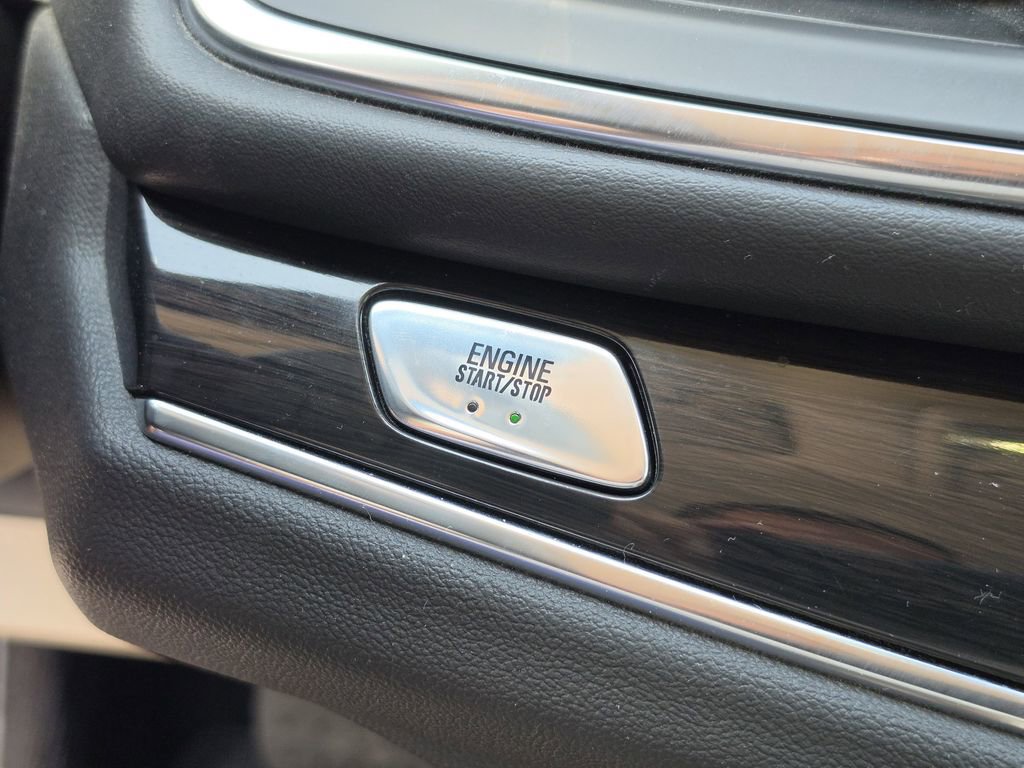 Used 2023 Buick Enclave Essence FWD image 30