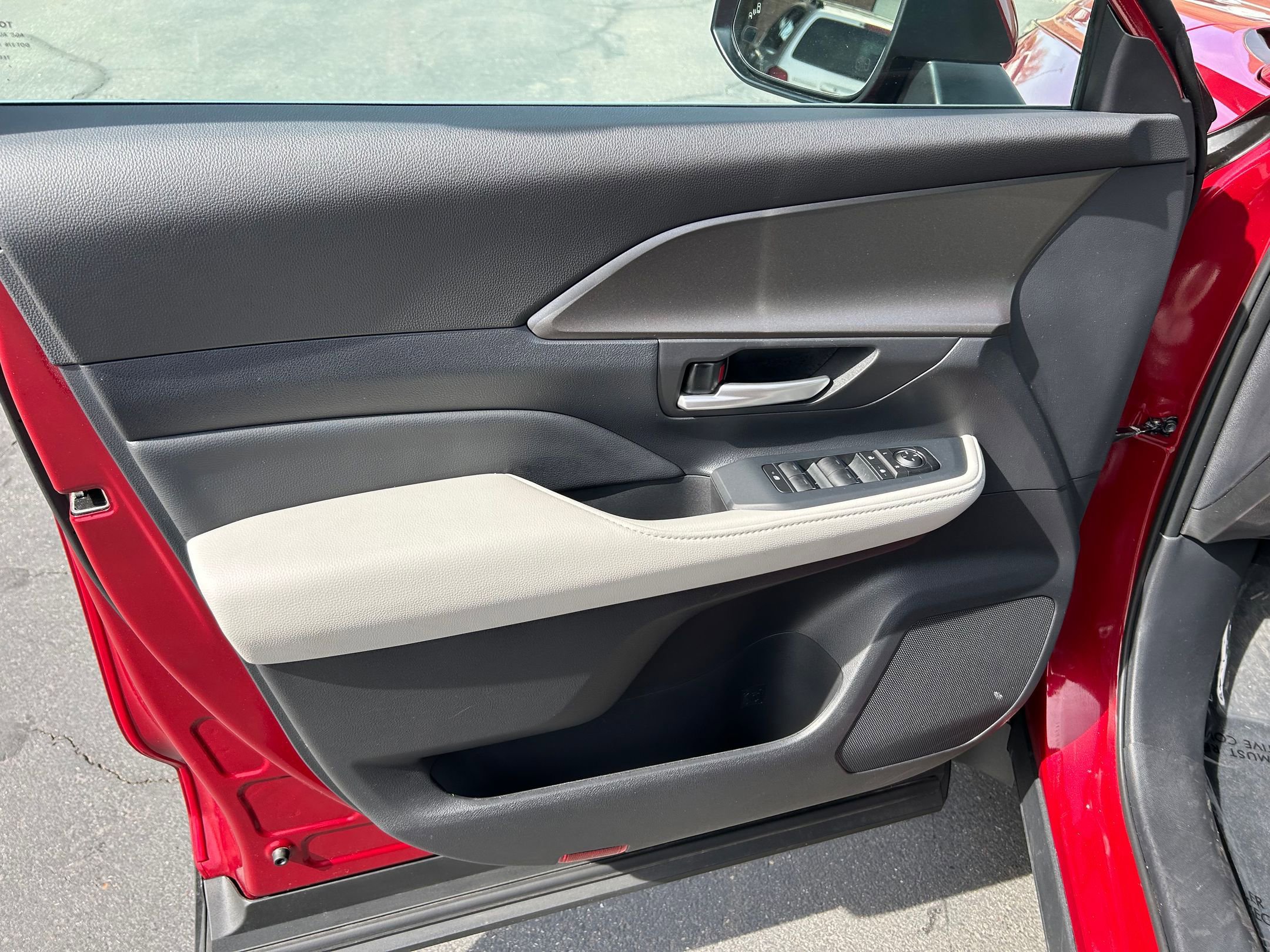 Certified 2025 Toyota Grand Highlander AWD image 11