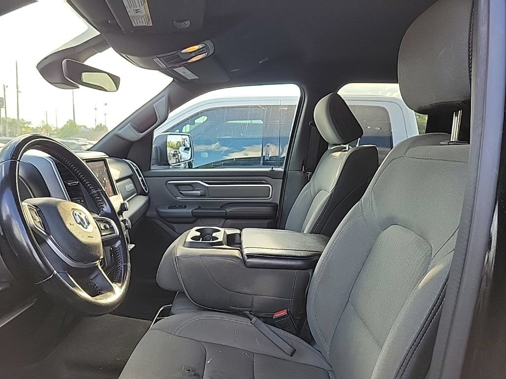 Used 2022 RAM 1500 Big Horn AWD/4WD image 6