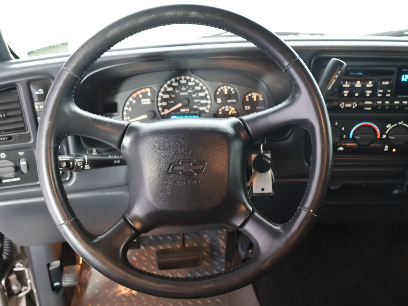 Used 2002 Chevrolet Silverado 2500 LS w/ Electrical Convenience Pkg AWD/4WD image 26