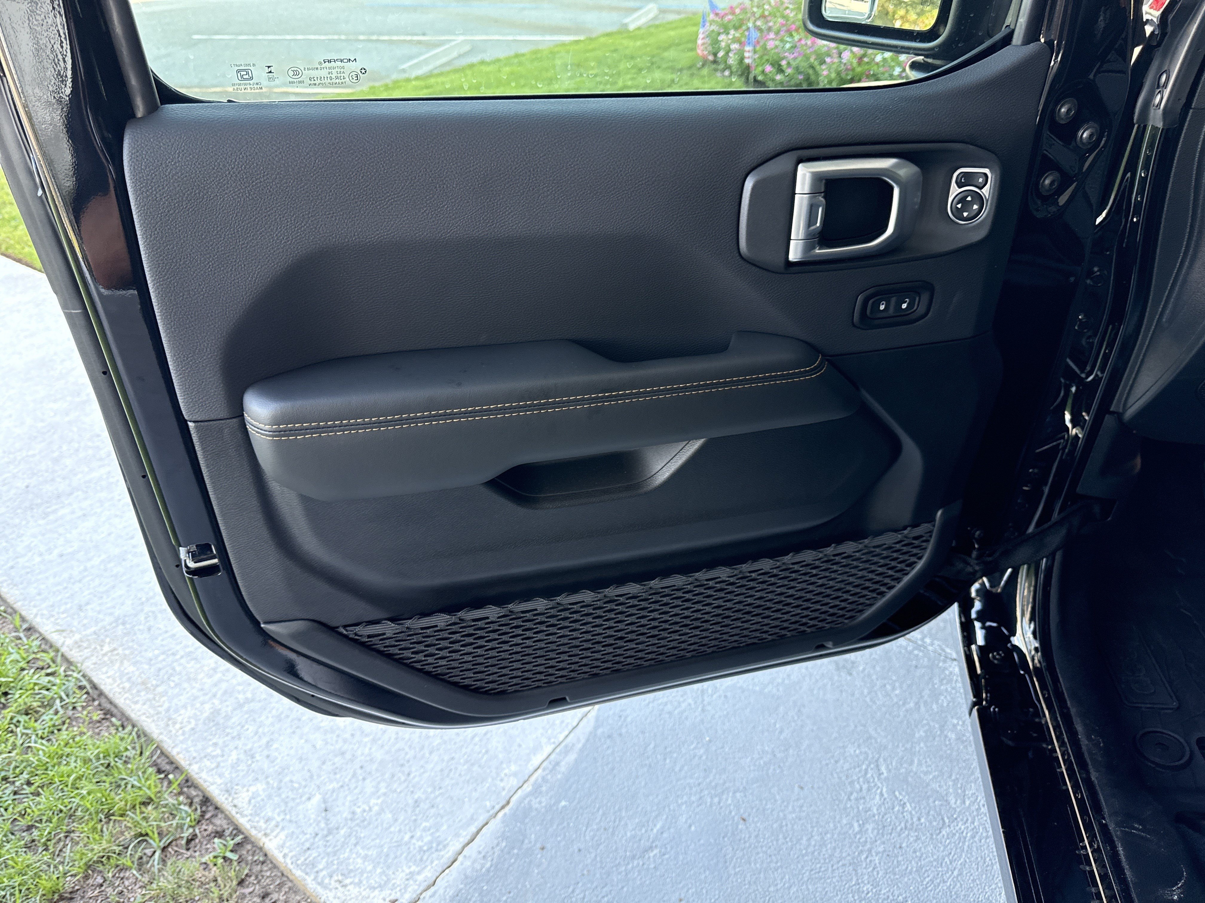 Used 2026 Jeep Gladiator Sport AWD/4WD image 14