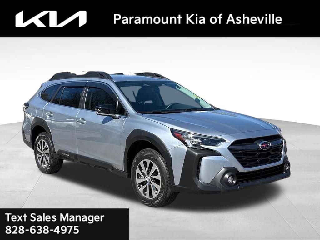 Used 2024 Subaru Outback Premium AWD/4WD image 1