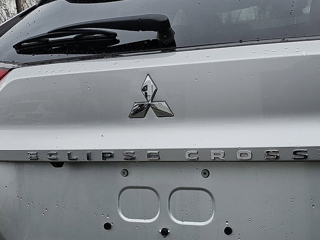 Used 2025 Mitsubishi Eclipse Cross LE image 29