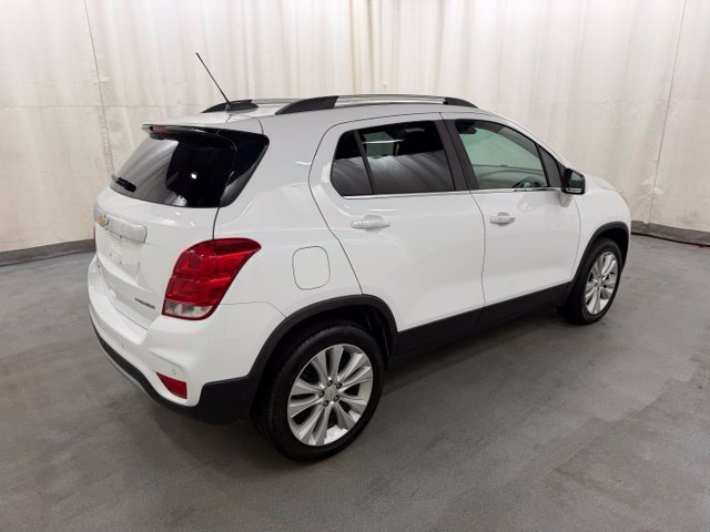 Used 2019 Chevrolet Trax Premier AWD/4WD image 2