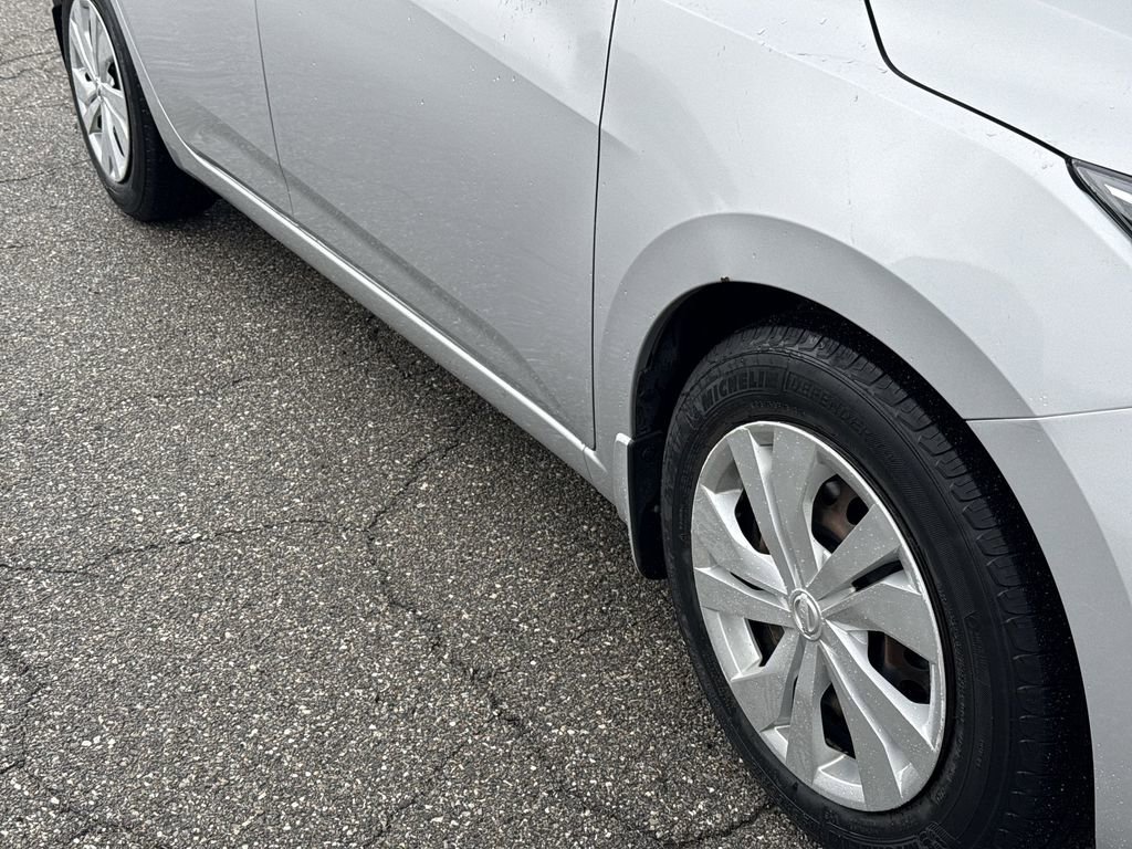 Used 2020 Nissan Versa S image 18