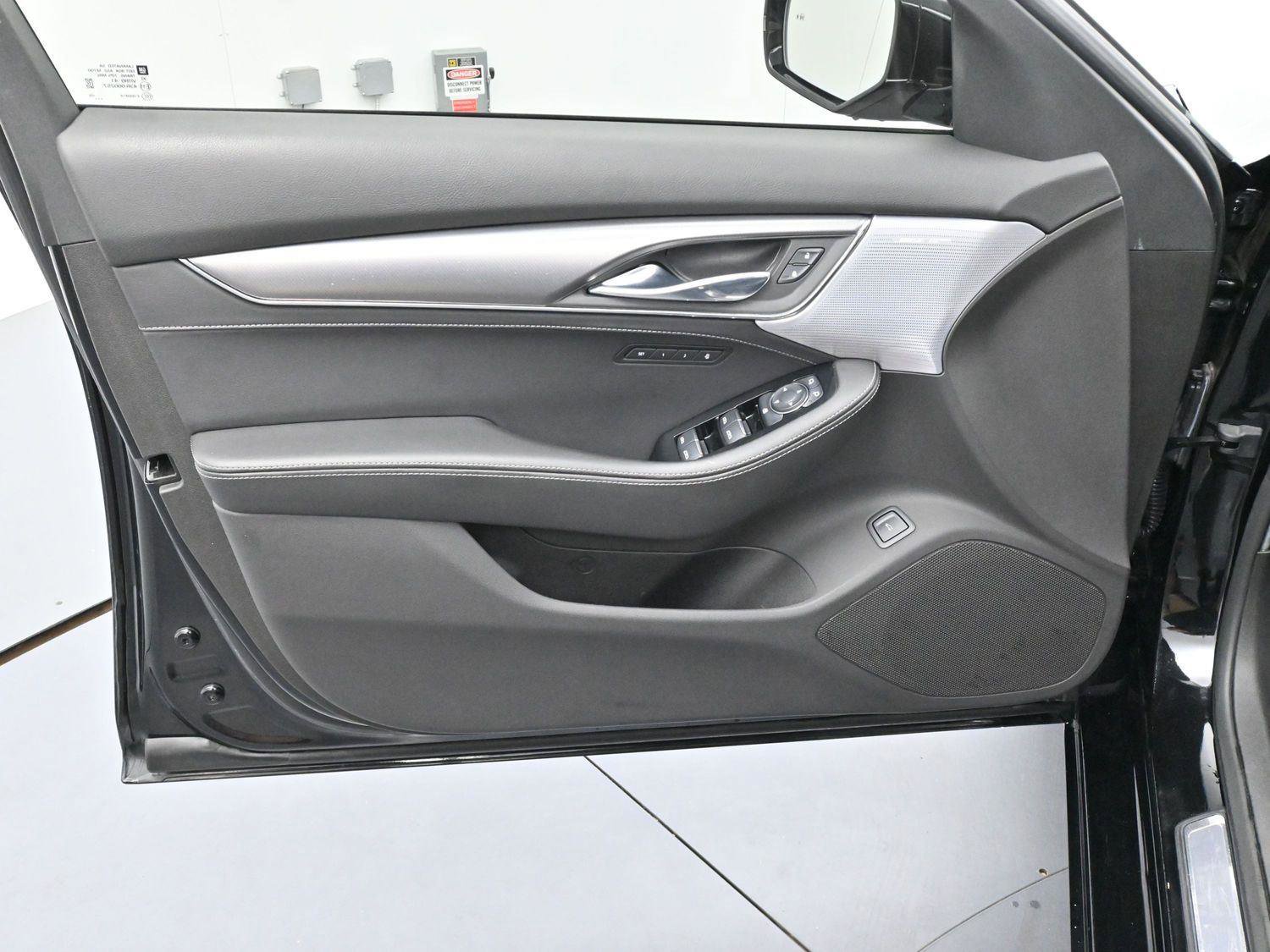 Certified 2023 Cadillac CT5 Luxury image 10