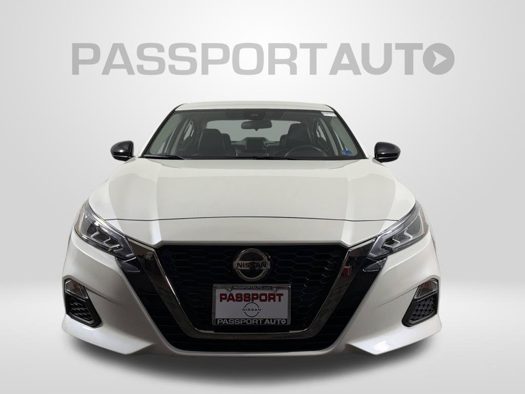 Used 2020 Nissan Altima 2.5 SR FWD image 2