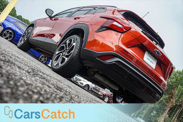 Used 2024 Chevrolet Trax RS w/ Driver Confidence Package FWD image 4