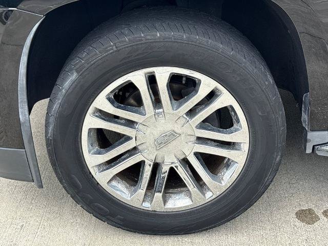 Used 2018 Cadillac Escalade 2WD image 11