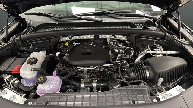 New 2026 Jeep Grand Cherokee Altitude AWD/4WD image 28