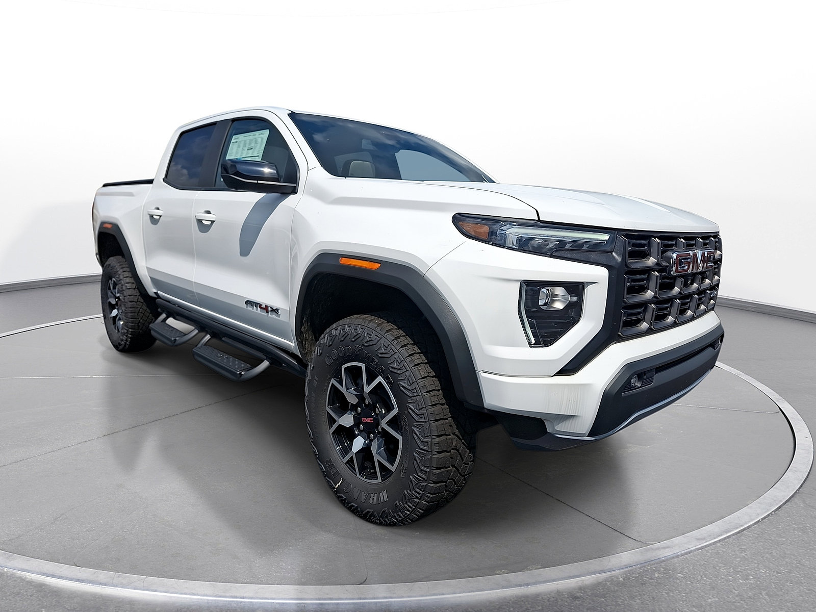 New 2025 GMC Canyon AT4 w/ AT4X Package