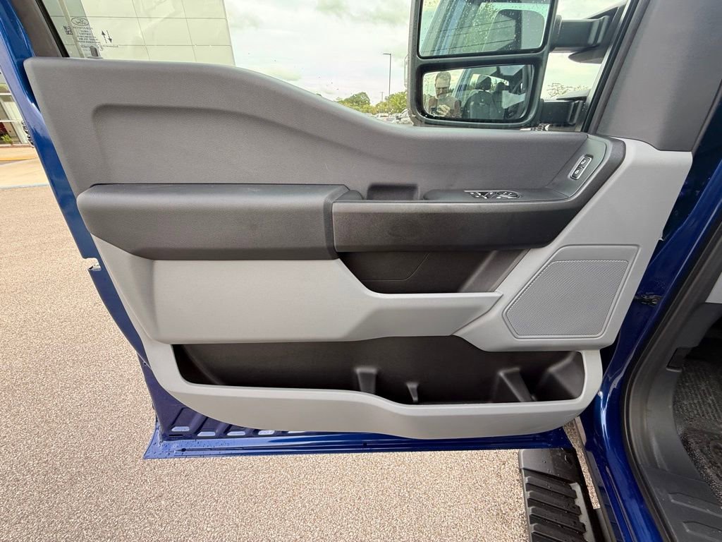 New 2026 Ford F350 XL w/ 360-Degree Camera Package image 14