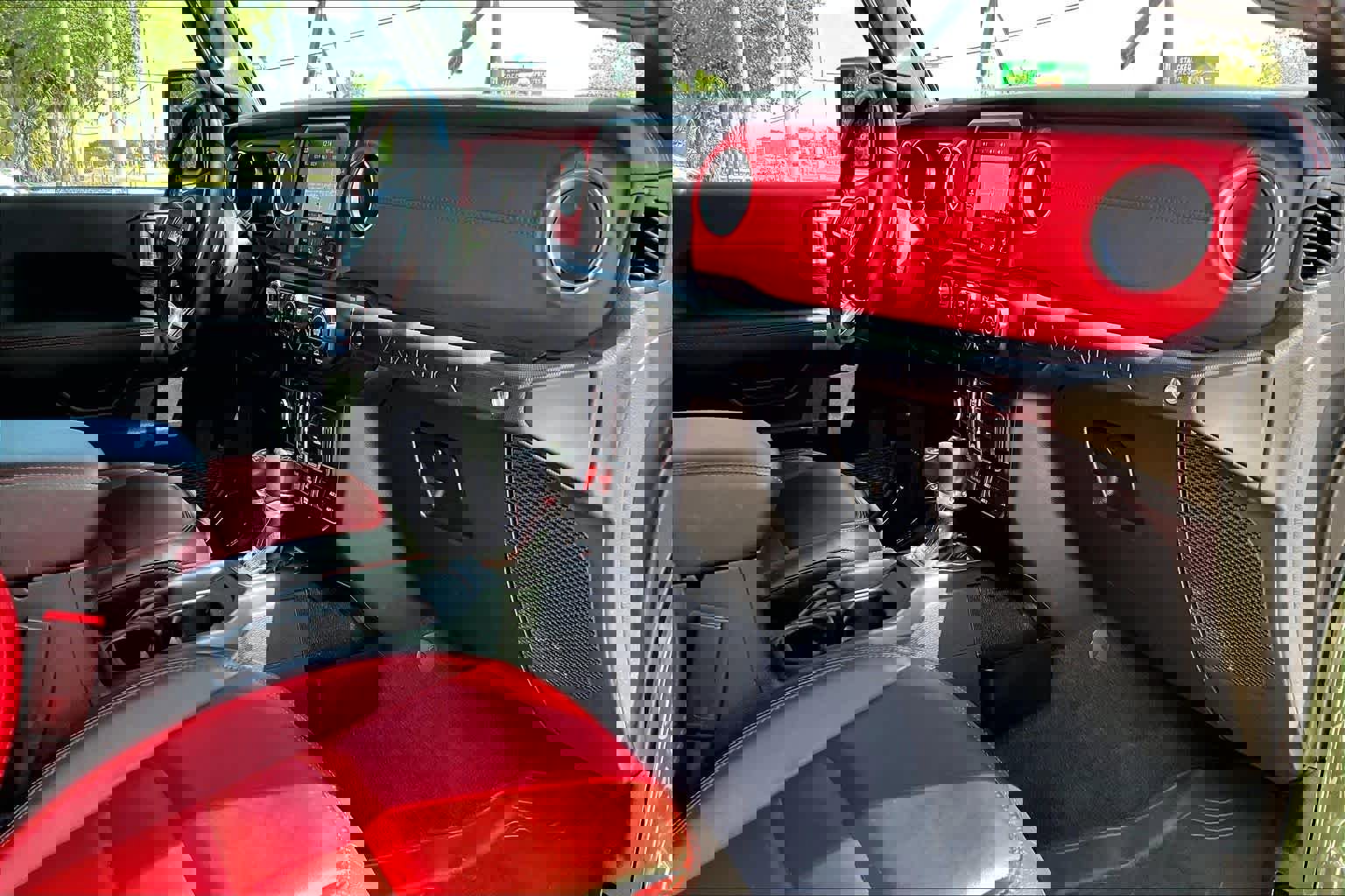 Used 2023 Jeep Wrangler Unlimited Rubicon 392 image 18