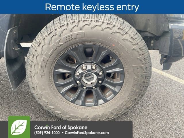 Used 2022 Ford F350 Platinum w/ Tremor Off-Road Package image 5