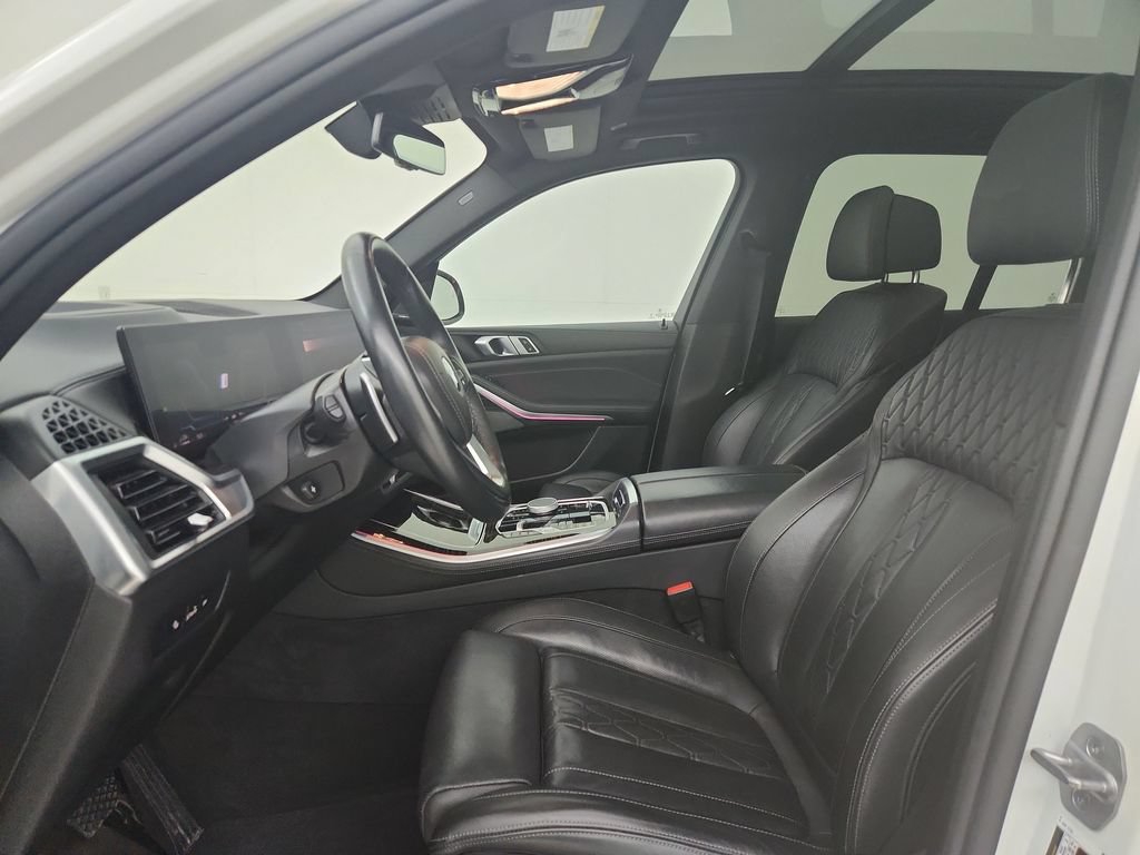 Used 2025 BMW X5 xDrive50e AWD/4WD image 20