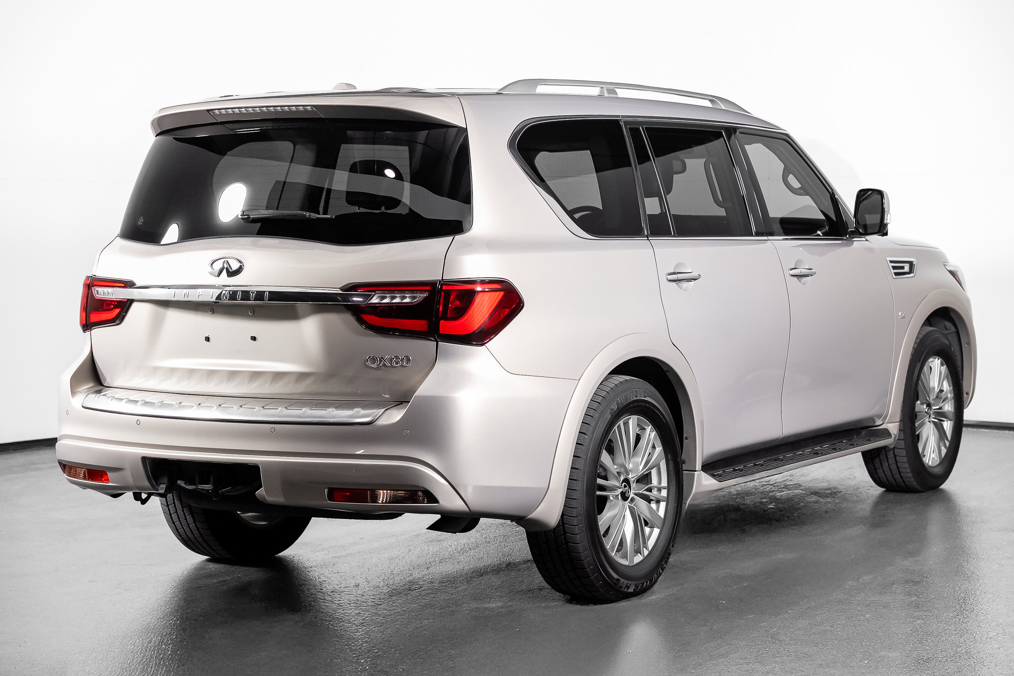 Used 2019 INFINITI QX80 Luxe w/ Proassist Package RWD image 27