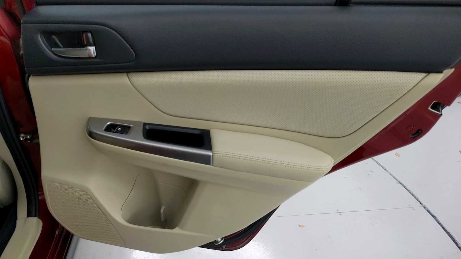 Used 2015 Subaru Crosstrek 2.0i Limited image 26