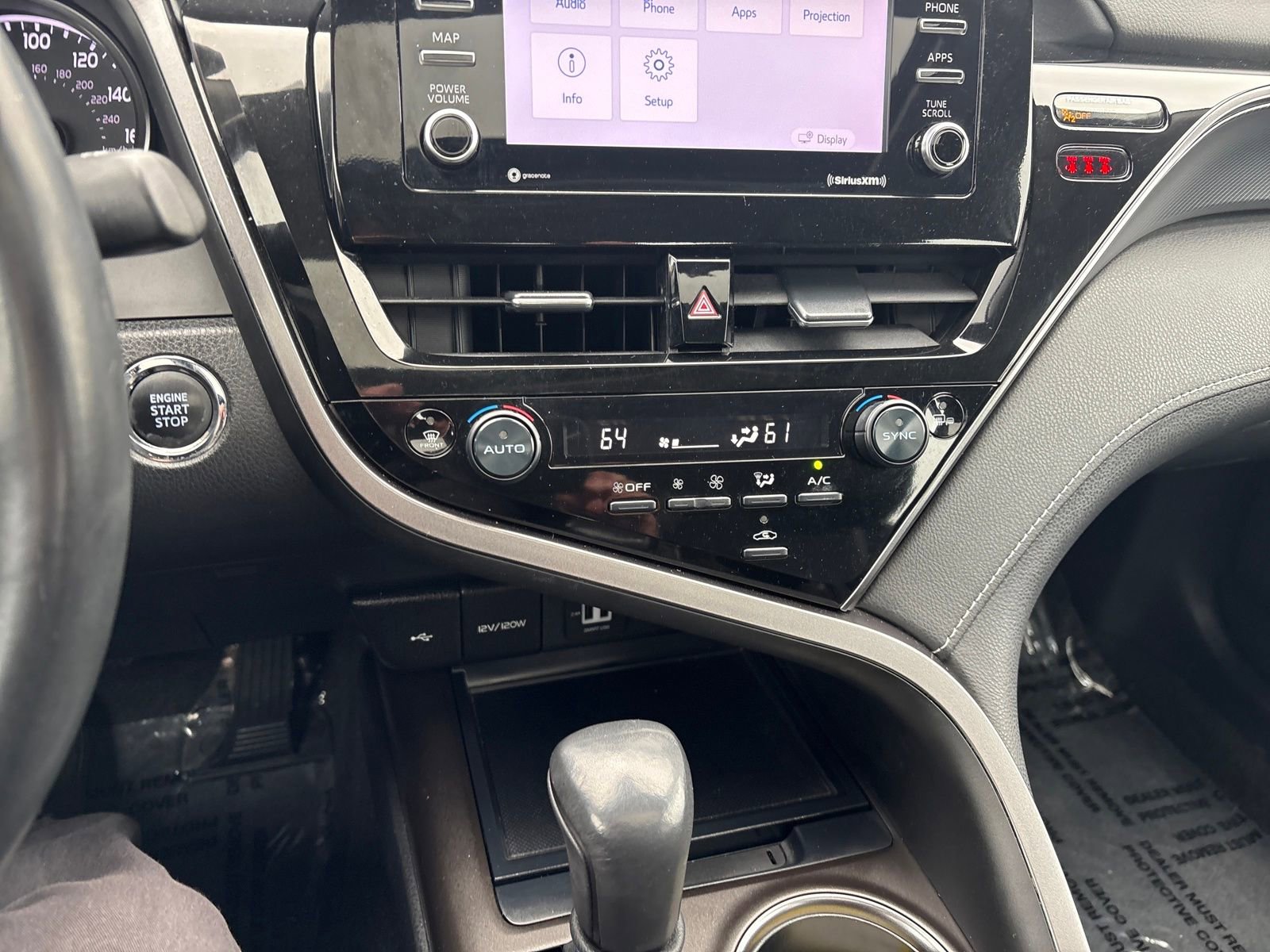 Used 2023 Toyota Camry SE w/ Convenience Package image 17