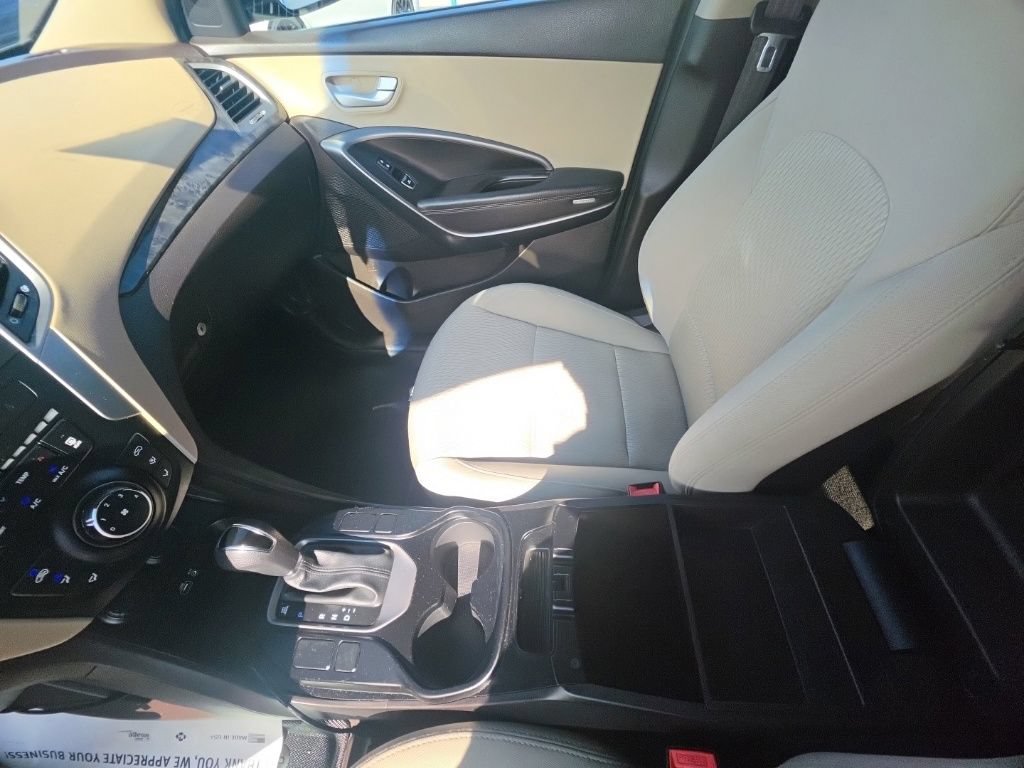 Used 2017 Hyundai Santa Fe Sport AWD/4WD image 27