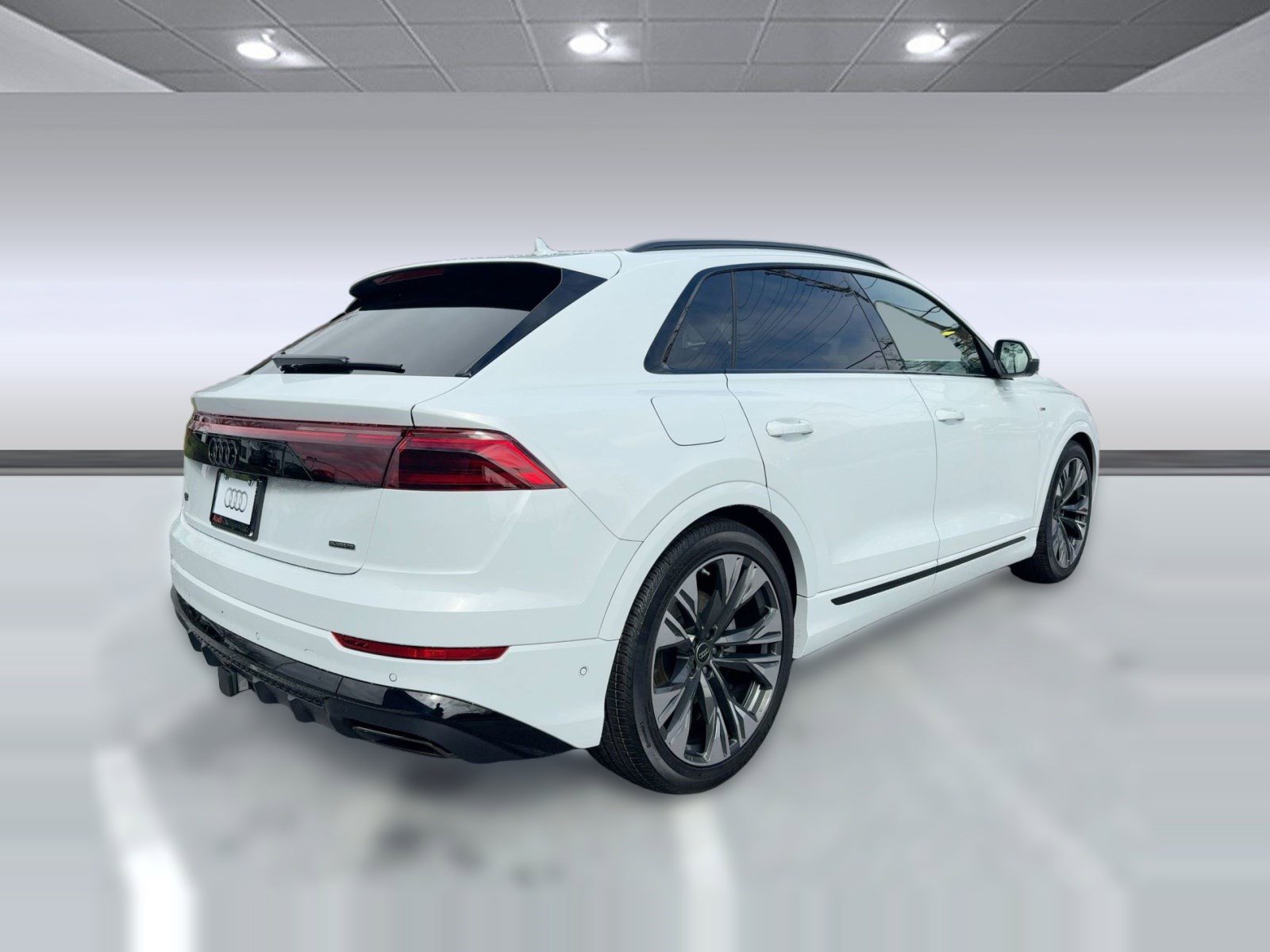 New 2026 Audi Q8 Premium Plus image 9