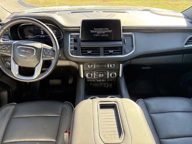 Used 2022 GMC Yukon SLT w/ SLT Luxury Package AWD/4WD image 16