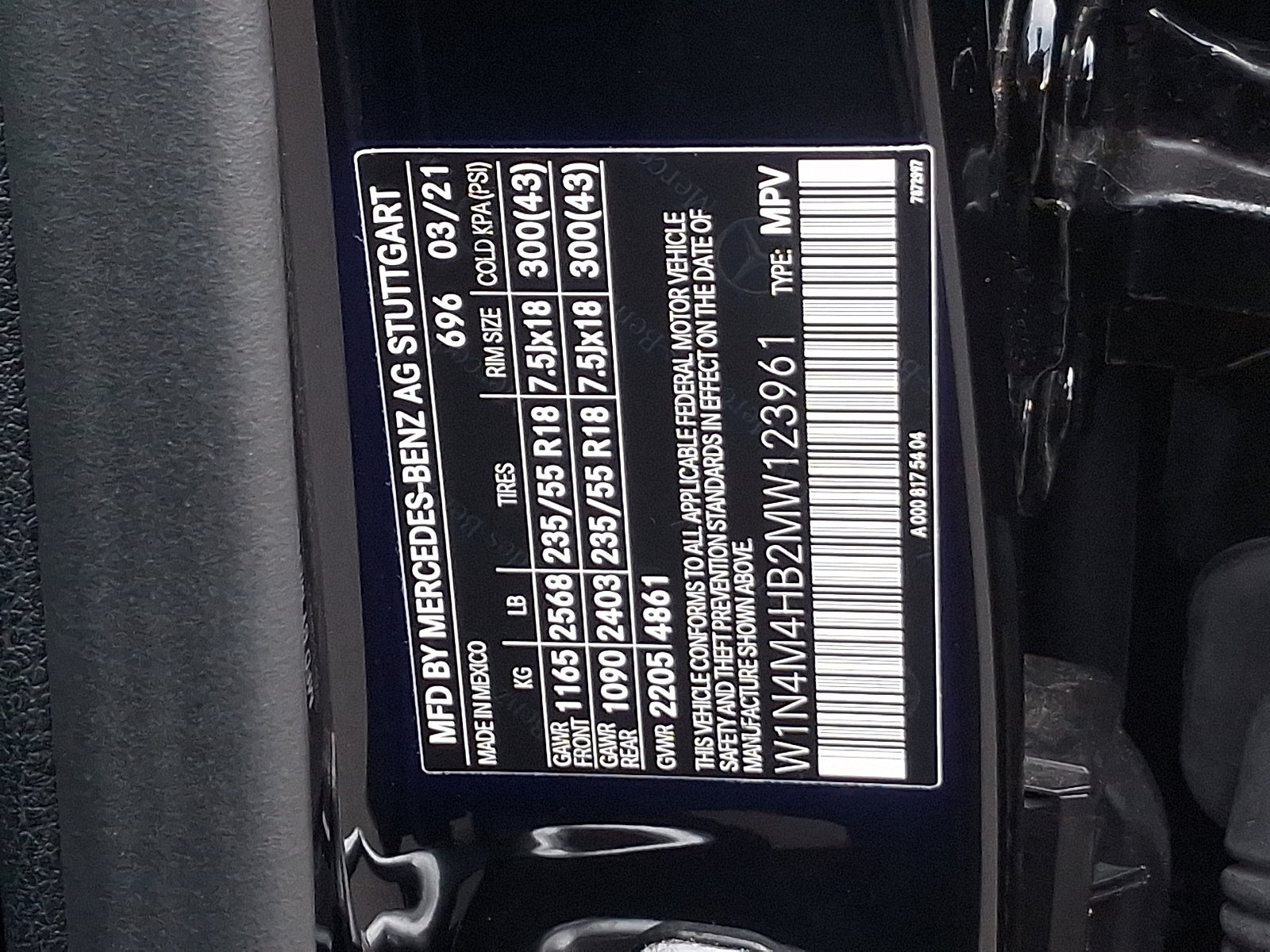 Used 2021 Mercedes-Benz GLB 250 4MATIC image 30