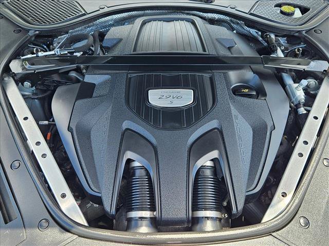Used 2018 Porsche Panamera 4S AWD/4WD image 24