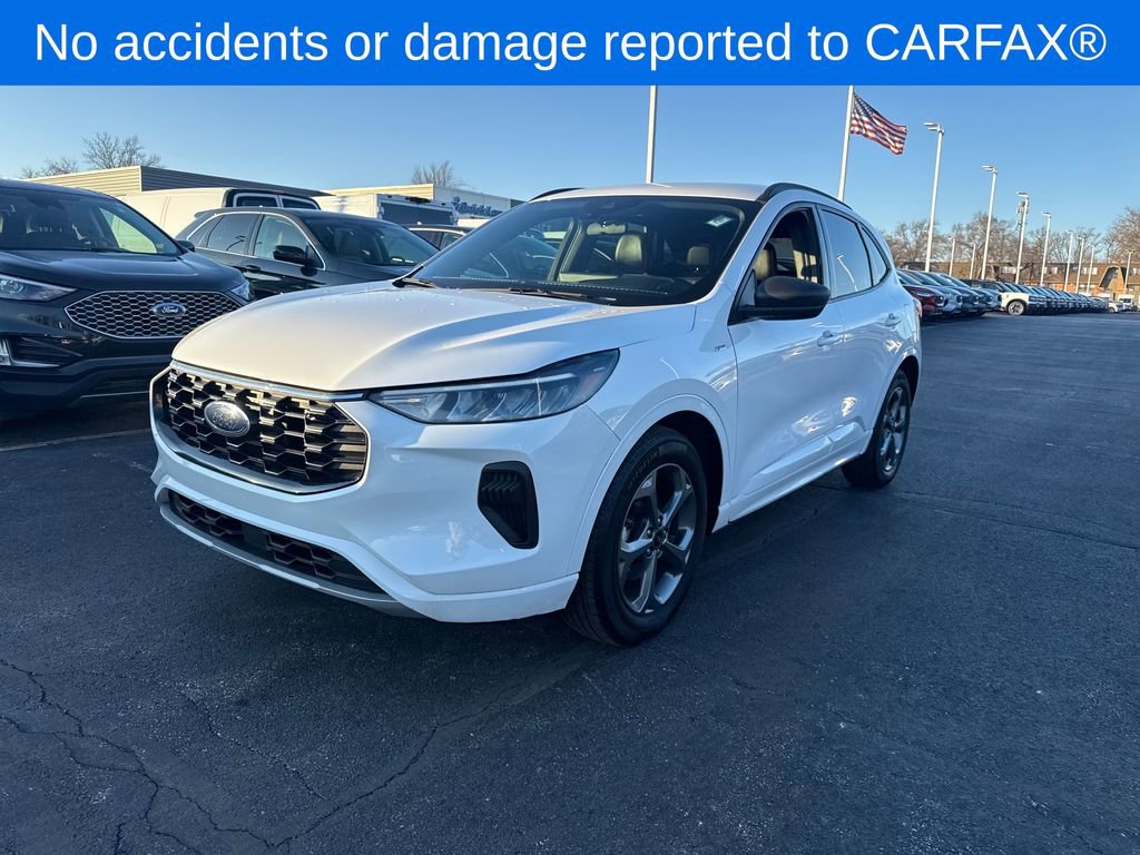 Used 2023 Ford Escape ST-Line w/ Tech Pack #1 image 2