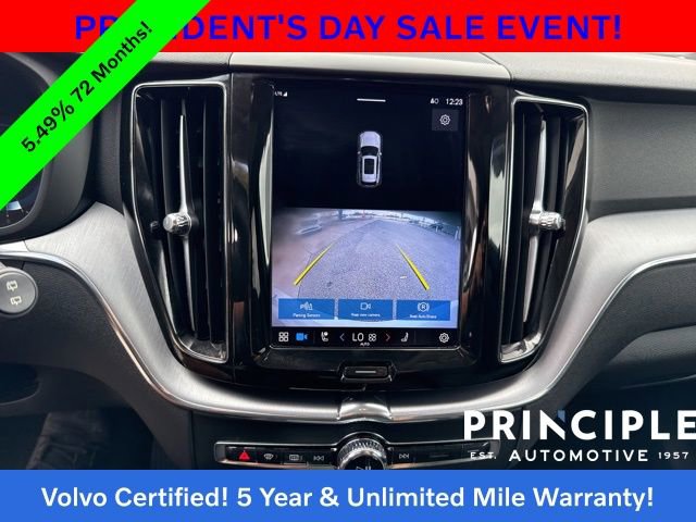 Certified 2022 Volvo XC60 B5 Momentum image 15