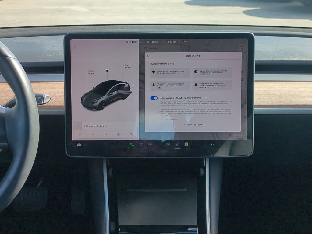 Used 2018 Tesla Model 3 Long Range image 17