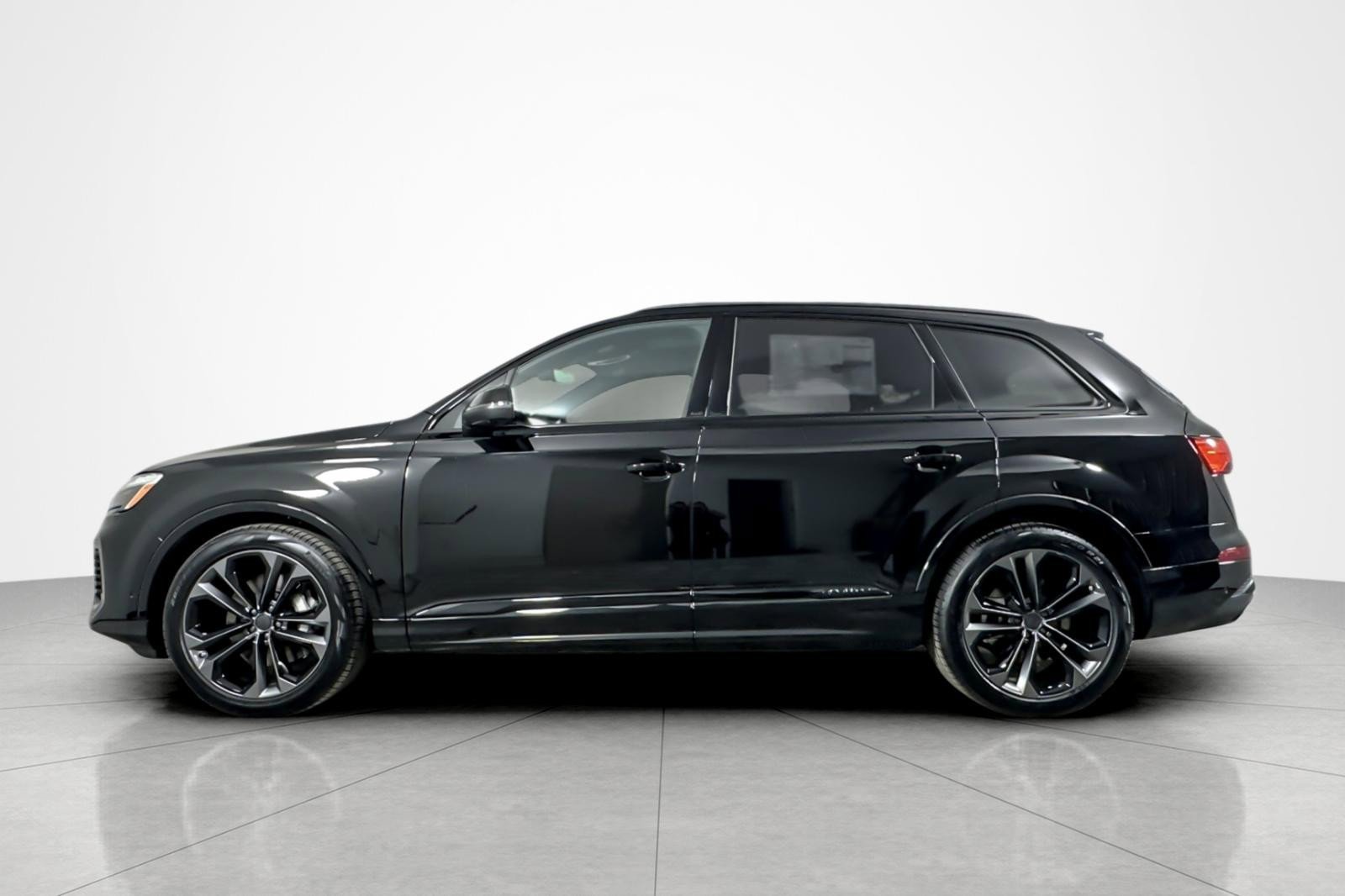 New 2026 Audi Q7 3.0T Premium Plus AWD/4WD image 3