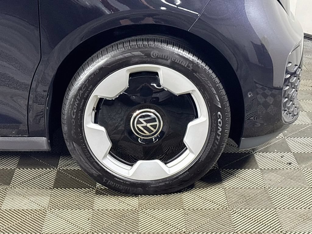 Certified 2025 Volkswagen ID. Buzz Pro S RWD image 24