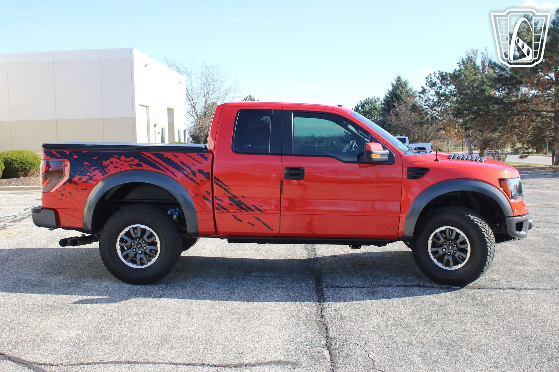 Used 2010 Ford F150 Raptor image 18