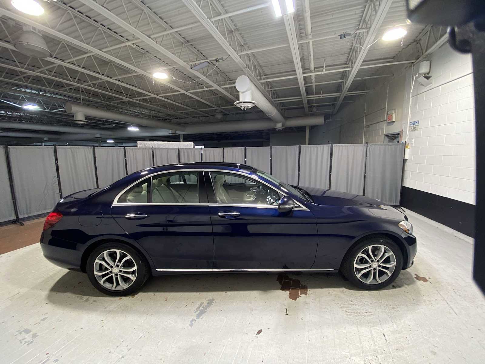Used 2016 Mercedes-Benz C 300 4MATIC Sedan image 27