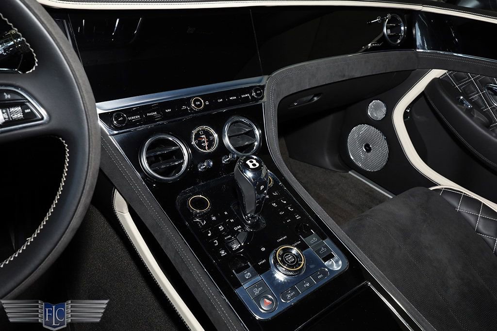 Used 2022 Bentley Continental GT Speed image 28
