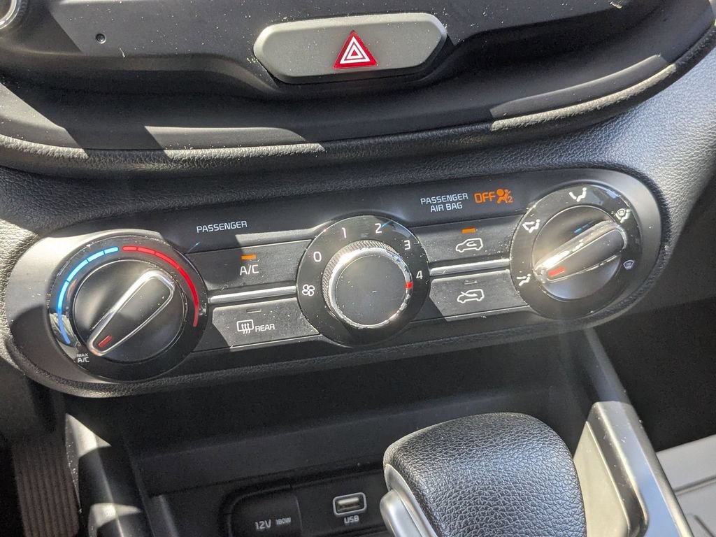 Used 2022 Kia Soul LX FWD image 19