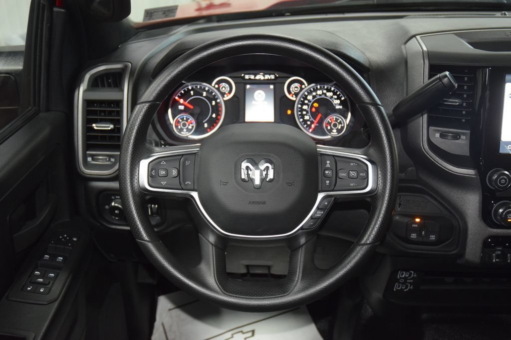 Used 2026 RAM 5500 Tradesman w/ Chrome Appearance Group AWD/4WD image 25
