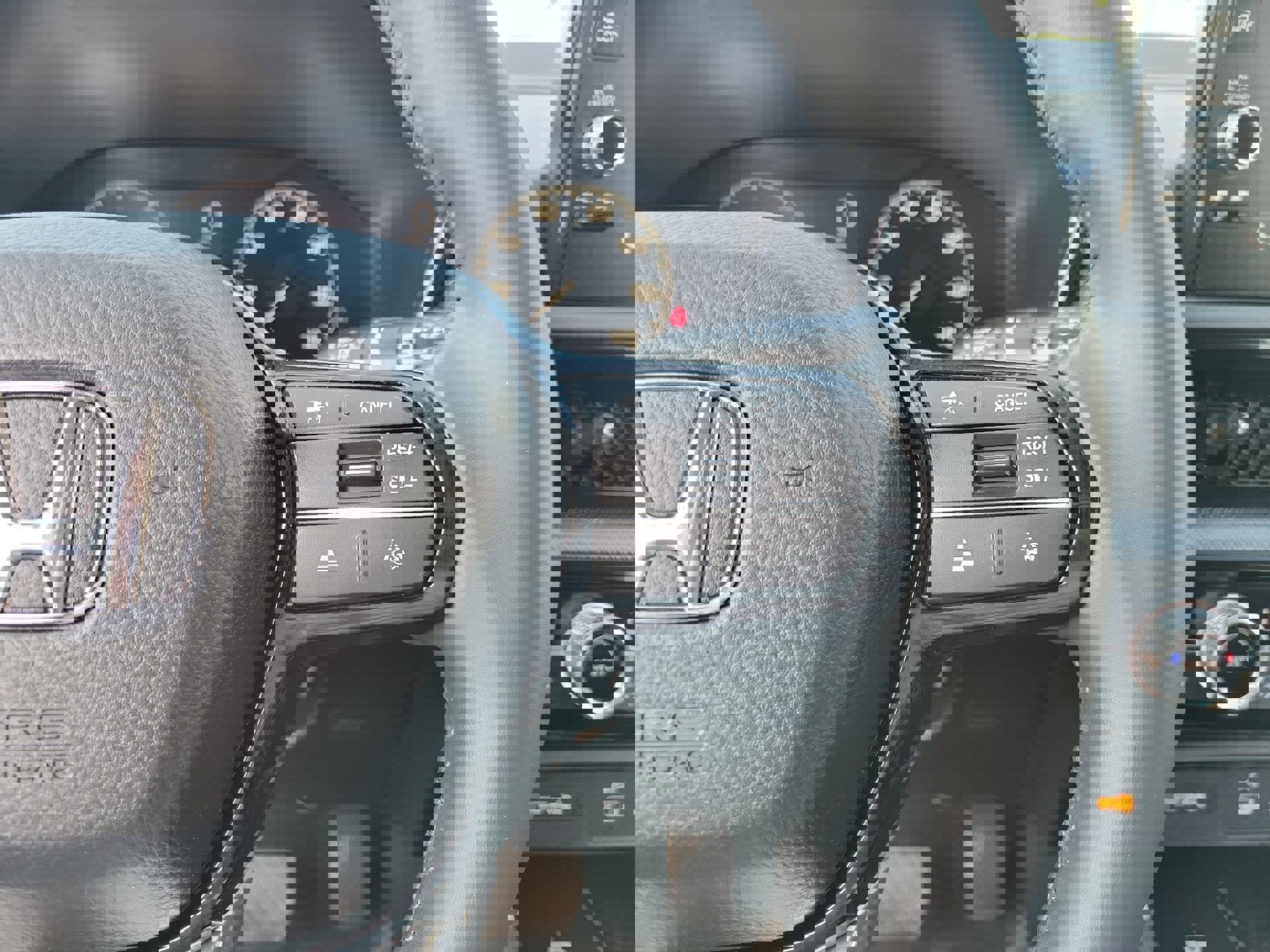 Used 2024 Honda CR-V EX-L image 31