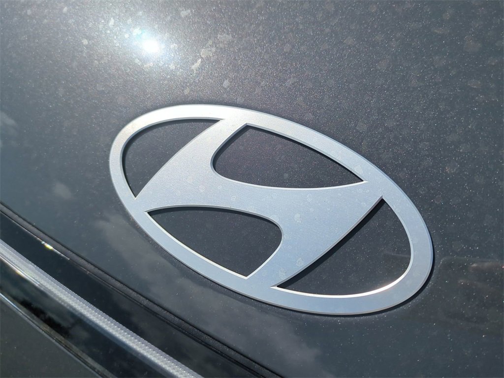 New 2026 Hyundai Kona SE image 13