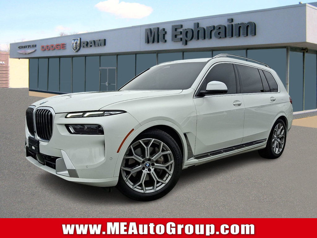 Used 2025 BMW X7 xDrive40i AWD/4WD image 1