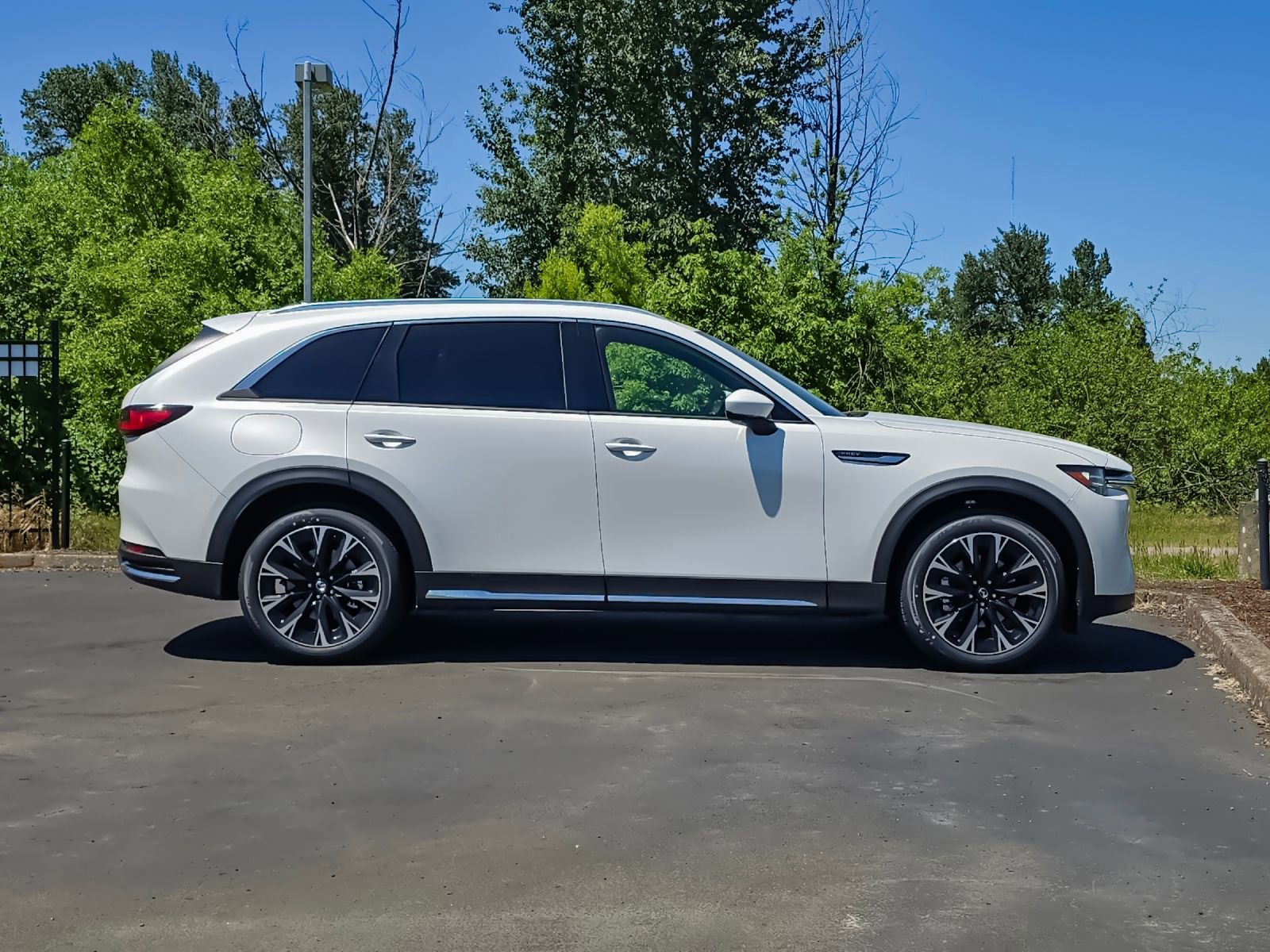 New 2026 MAZDA CX-90 Plug-In Hybrid w/ Premium Plus AWD/4WD image 2