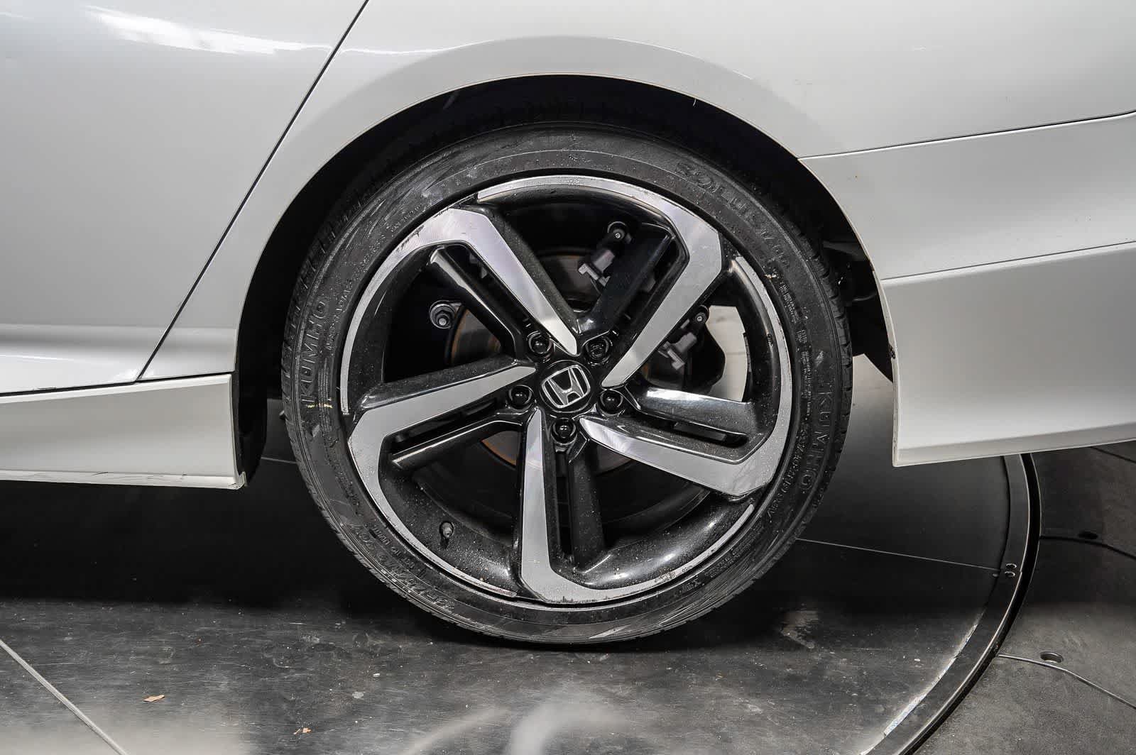 Used 2022 Honda Accord Sport image 10